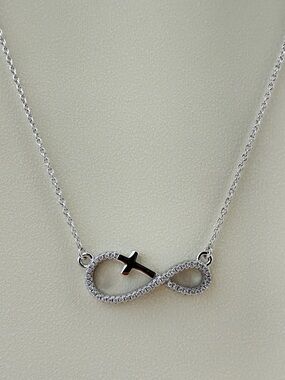 S925 0.16ctw Moissanite Infinite Love With Cross Necklace